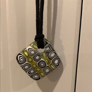 NWOT Murano Glass Geometric Pendant Necklace
